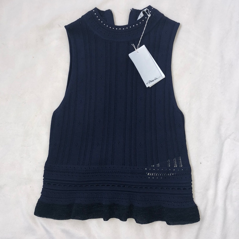 Navy blue top